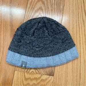 Smartwool Gray Beanie - 100% wool lining
